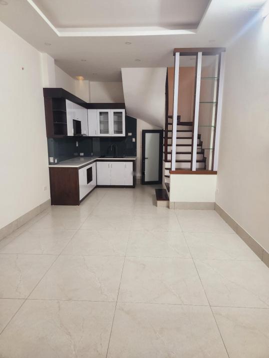 Sở hữu căn nhà 5 tầng, 35 m2, mặt tiền 4m, hướng Đông tại Đường Đội Cấn - Ba Đình, giá 5 tỷ - Ảnh 1