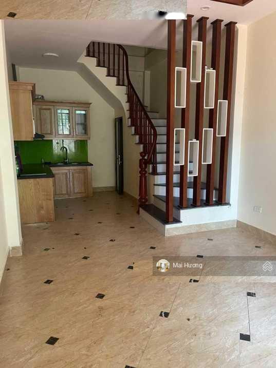 Bán gấp nhà mặt phố 5 tầng, 65 m2, mặt tiền 4m, hướng Bắc tại Đường Vũ Thạnh - Đống Đa, giá 15 tỷ - Ảnh 1