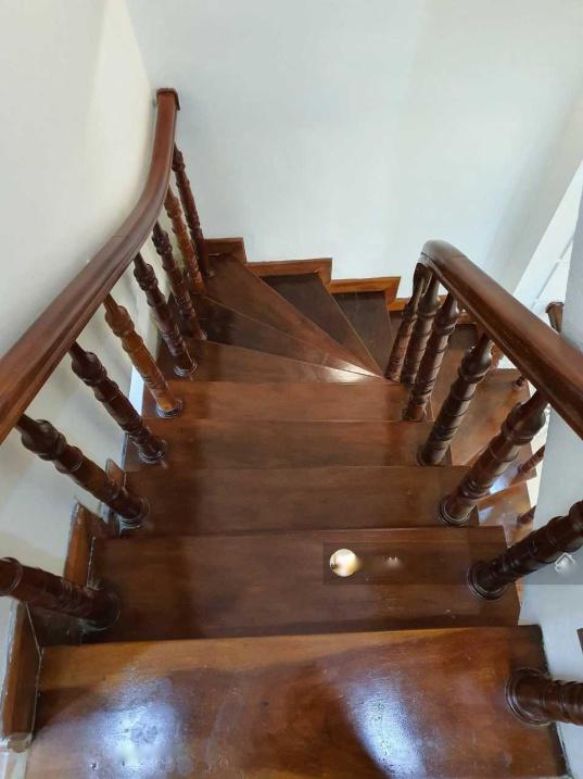 Bán gấp nhà mặt phố 5 tầng, 65 m2, mặt tiền 4m, hướng Bắc tại Đường Vũ Thạnh - Đống Đa, giá 15 tỷ