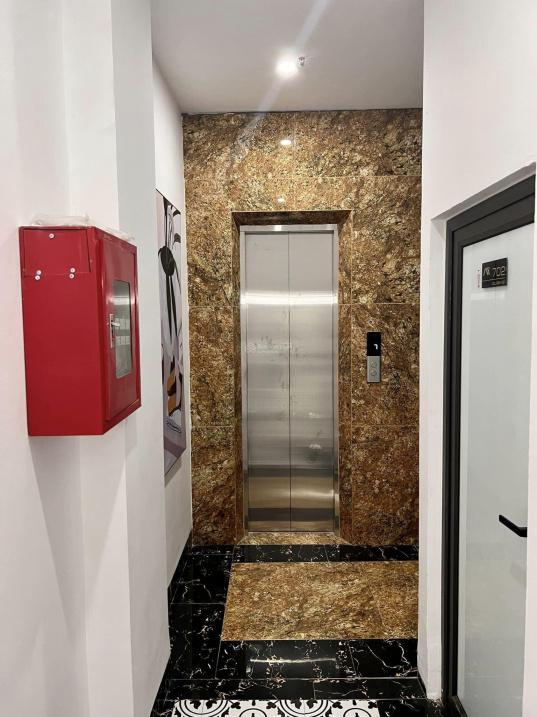 Bán nhà sổ hồng riêng 7 tầng, 91 m2, mặt tiền 5m tại Đường Lạc Long Quân - Tây Hồ, giá 14,5 tỷ - Ảnh 1