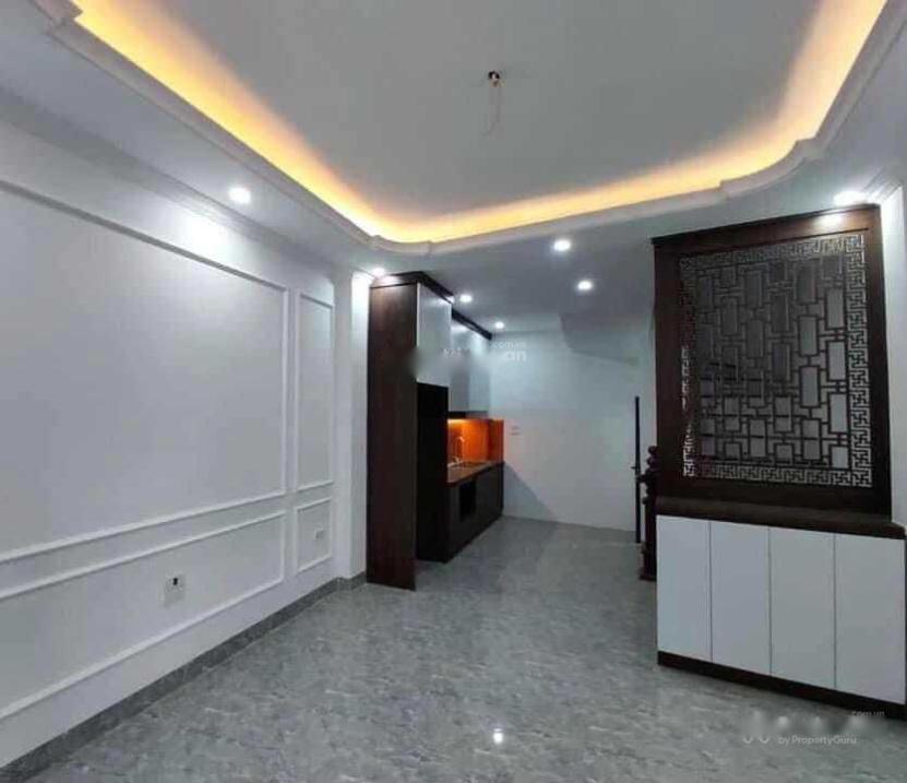 Bán nhanh nhà sổ hồng riêng 5 tầng, 34 m2, mặt tiền 4m tại Đường Lai Xá - Hoài Đức, giá 3,3 tỷ