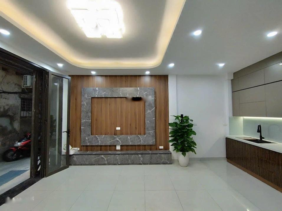 Cần bán gấp nhà riêng sổ đỏ 5 tầng, 35 m2 tại Đường Trần Phú - Mỗ Lao - Hà Đông, giá 4,7 tỷ - Ảnh 1