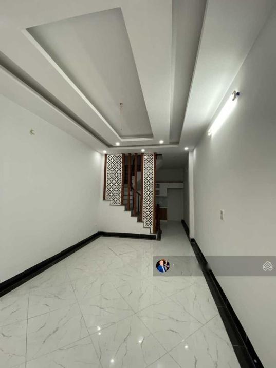 Sở hữu nhà sổ riêng 5 tầng, 41 m2 tại Đường Tân Mai - Tân Mai - Hoàng Mai - Hà Nội, giá 5,05 tỷ