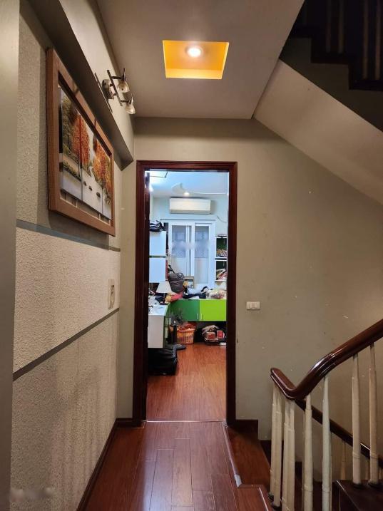 Cần bán gấp căn nhà 6 tầng, 48 m2, mặt tiền 4m tại Đường Láng - Đống Đa, giá 5,9 tỷ