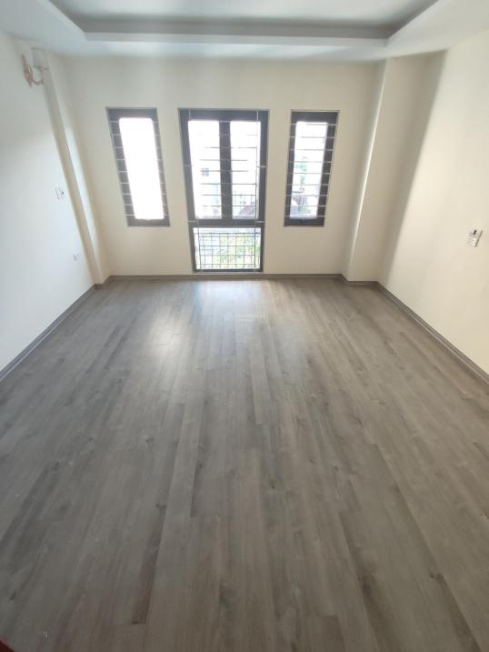 Bán gấp nhà đất 5 tầng, 30 m2, mặt tiền 3m tại Đường Yên Lộ - Hà Đông, giá 2,85 tỷ