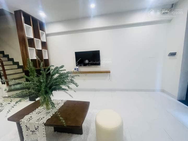 Sở hữu nhà sổ riêng 4 tầng, 35 m2, mặt tiền 4m tại Đường Nguyễn Văn Cừ - Long Biên, giá 3,8 tỷ