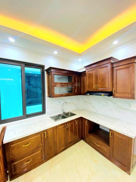 Cần bán gấp nhà đất 5 tầng, 39 m2, mặt tiền 4m tại Đường Ngô Thì Nhậm - Hà Đông, giá 5,4 tỷ