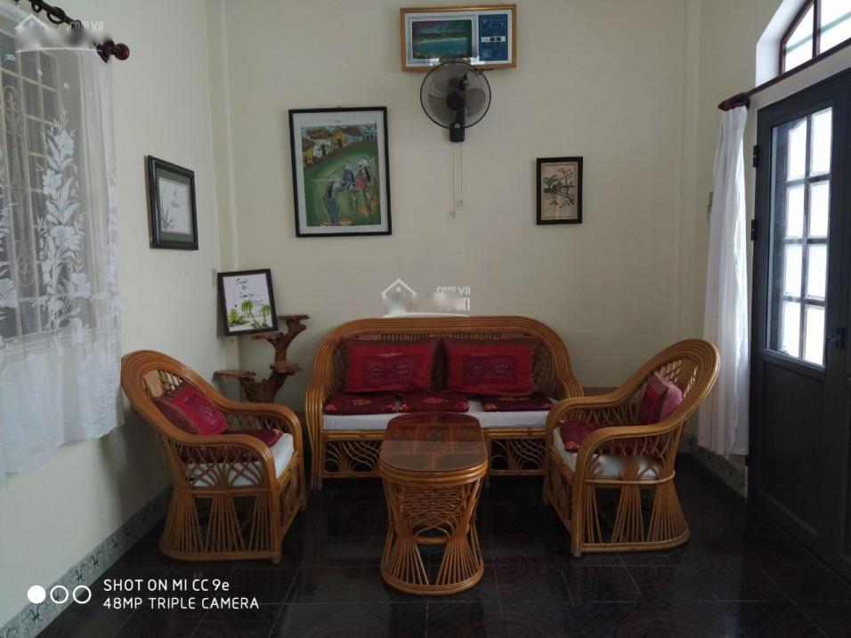 Cần cho thuê nhà tại Phố Hai Bà Trưng - Vĩnh Ninh - Huế, 80 m2, 2 tầng, sẵn nội thất, giá rẻ