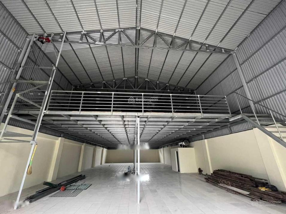 Cho thuê kho xưởng 360m2 tầng một + 280m2 tầng hai tại Xốm, Bích Hòa, Thanh Oai, Hà Nội