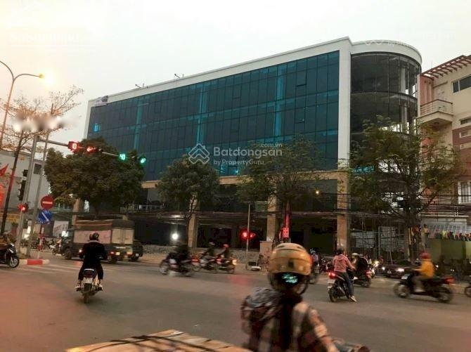 Cho thuê tòa nhà 5 tầng diện tích 2000m2 mặt đường 32, trung tâm TT Phùng, Đan Phượng, Hà Nội