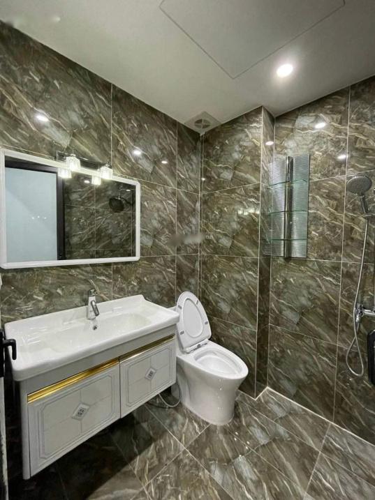 Cần bán ngay căn nhà riêng 5 tầng, 40 m2 tại Đường Vĩnh Phúc - Vĩnh Phúc - Ba Đình, giá 4,5 tỷ