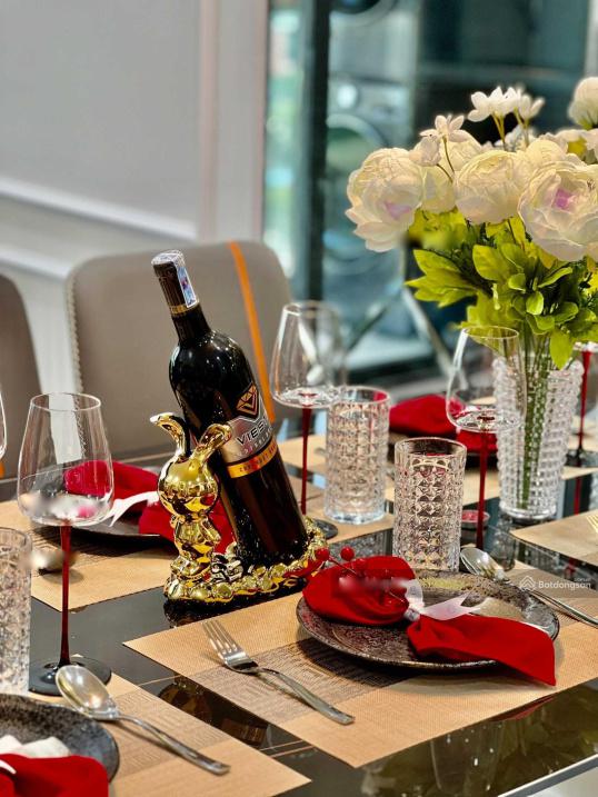 Cần bán căn chung cư 3 phòng ngủ, 134 m2, giá 5,45 tỷ tại Thanh Xuân - Hà Nội