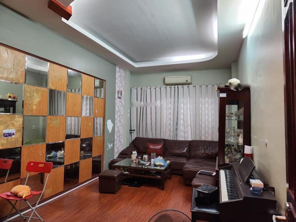 Sở hữu ngay căn nhà riêng 6 tầng, 45 m2, mặt tiền 4m tại Đường Láng - Đống Đa, giá 5,9 tỷ