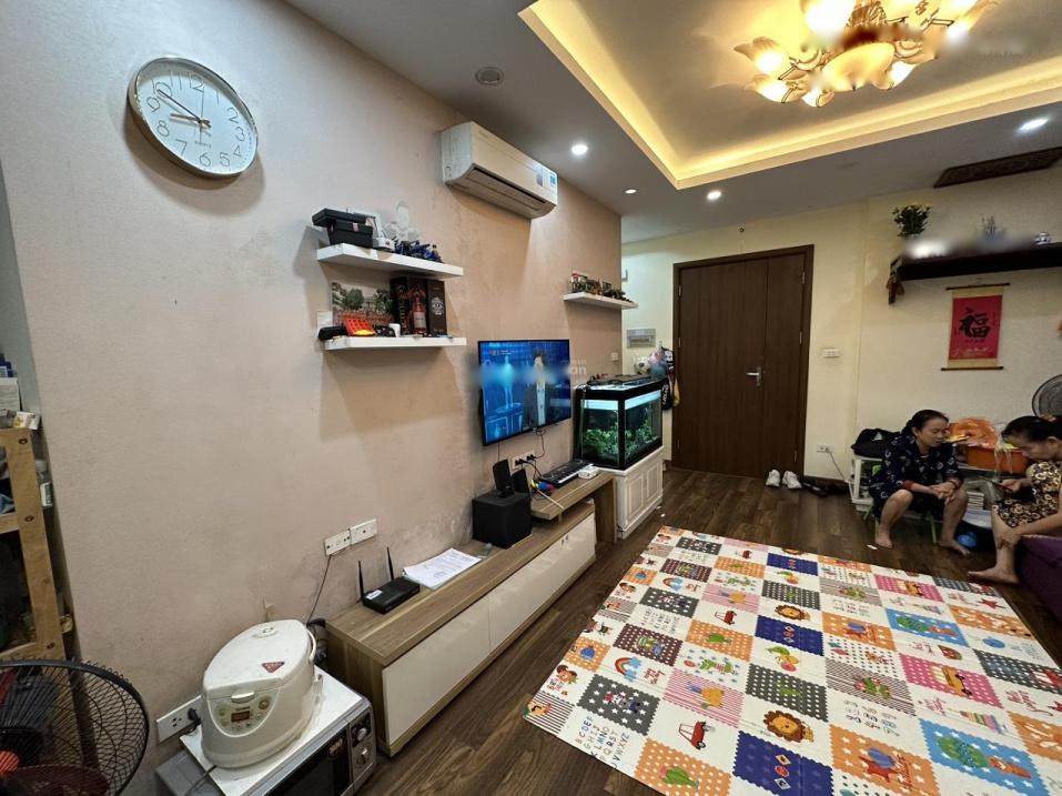 Cần bán chung cư 2 phòng ngủ, 58 m2, giá 1,7 tỷ tại Phường Giang Biên - Long Biên - Hà Nội - Ảnh 1