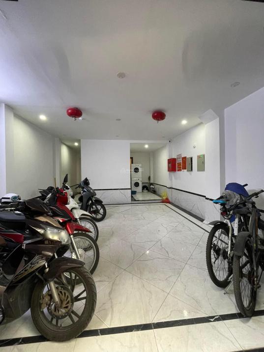 Cần bán ngay nhà shr 6 tầng, 54 m2, mặt tiền 5m tại Đường Trần Kim Xuyến - Cầu Giấy, giá 10,2 tỷ