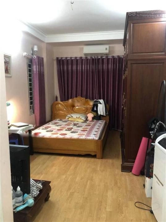 Chuyển nhượng nhà đẹp 5 tầng, 45 m2, mặt tiền 5m tại Đường Hoàng Hoa Thám - Ba Đình, giá 5,2 tỷ