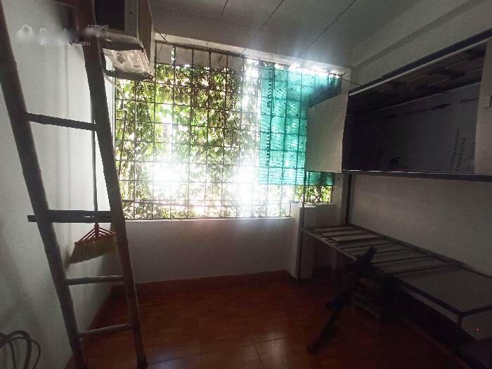 Chuyển nhượng nhà sổ riêng 32 m2 tại Đường Đức Giang - Đức Giang - Long Biên - Hà Nội, giá 3,25 tỷ