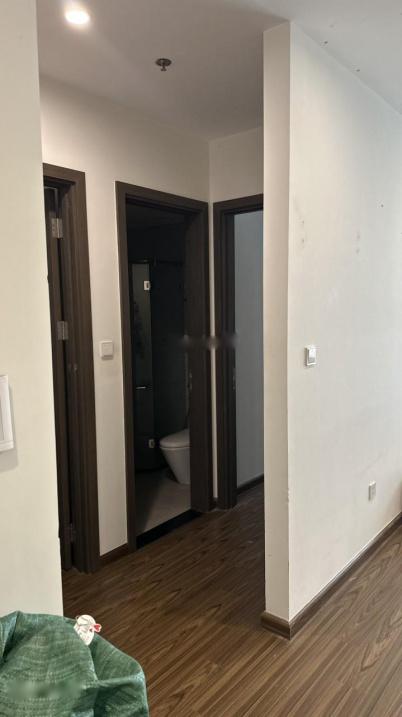 Cần bán ngay căn chung cư 2 phòng ngủ, 69 m2, giá 3,5 tỷ tại Nam Từ Liêm - Hà Nội