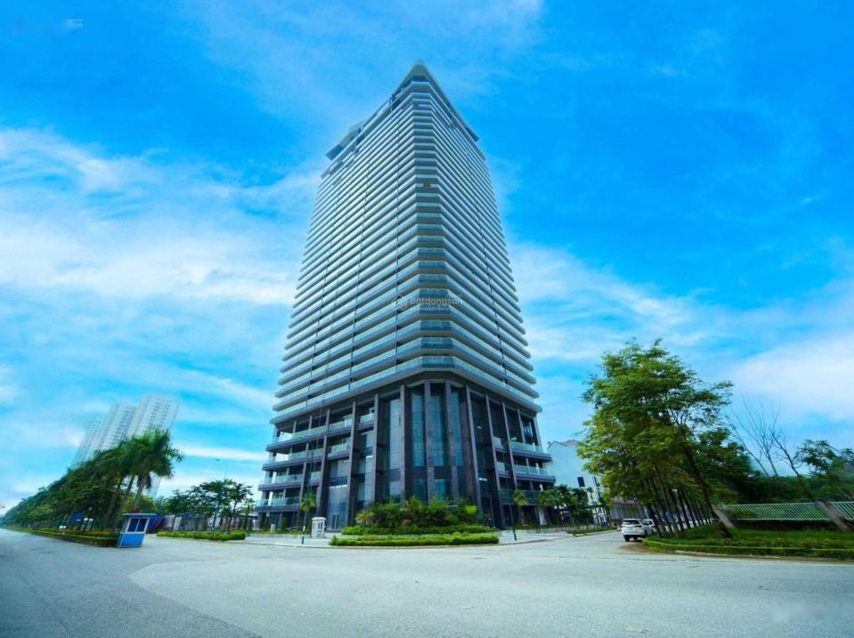 Sở hữu ngay nhà chung cư 3 phòng ngủ, 142 m2, giá rẻ tại Phường Phú Thượng - Tây Hồ - Hà Nội