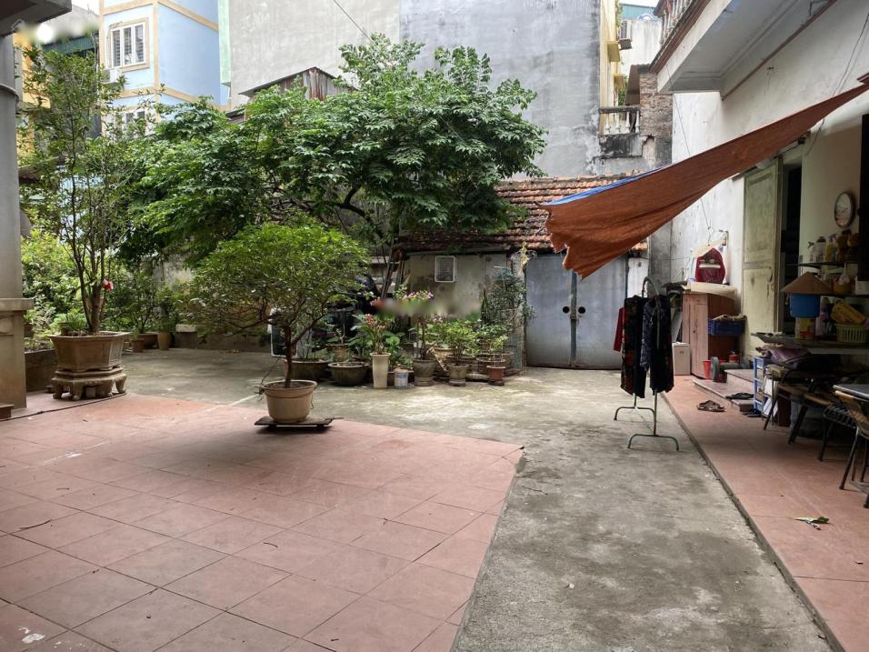 Bán lô đất nền 130 m2, mặt tiền 12m tại Nghĩa Đô - Cầu Giấy - Hà Nội, giá 12,9 tỷ