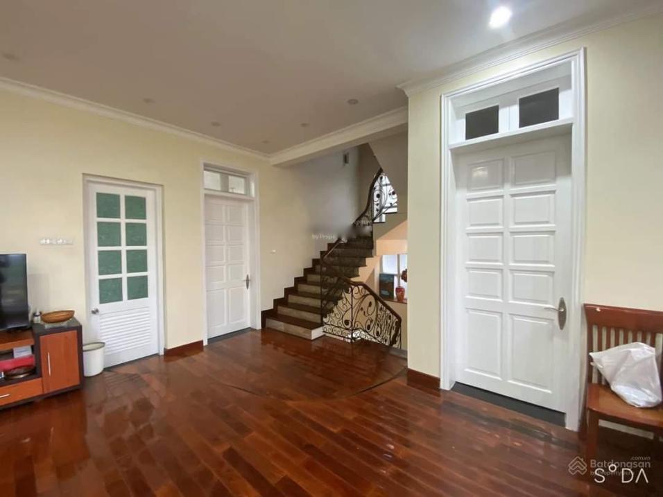 Sở hữu căn nhà đẹp 70 m2 tại Đường Võng Thị - Bưởi - Tây Hồ - Hà Nội, giá 17 tỷ - Ảnh 1