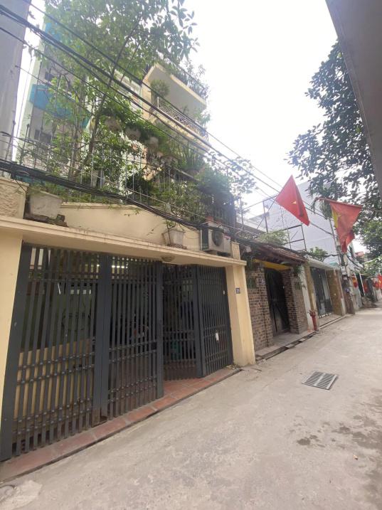 Bán nhanh nhà riêng sổ đỏ 5 tầng, 100 m2 tại Đường Ngọc Thụy - Ngọc Thụy - Long Biên, giá 10,5 tỷ