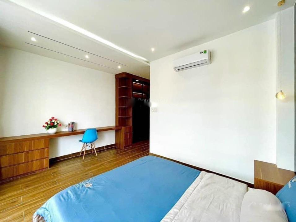 Cần bán gấp bán nhanh nhà shr 2 tầng, 56 m2 tại Đường Nguyễn Tiểu La - 8 - 10, giá tốt