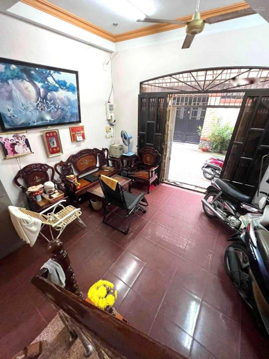 Bán nhanh nhà đất 3 tầng, 50 m2 tại Đường Huỳnh Văn Bánh - 11 - Phú Nhuận, giá 9,49 tỷ