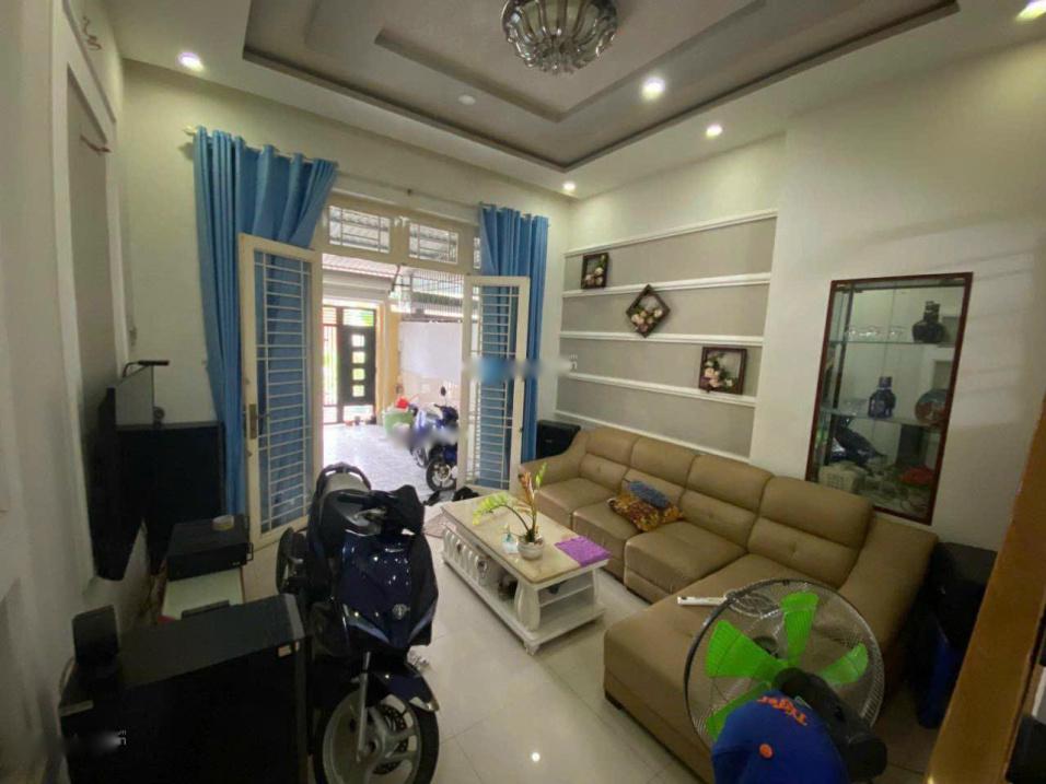 Bán gấp nhà 3 tầng, 58 m2, mặt tiền 4m tại Đường Trần Não - Bình An - 2, giá 3,35 tỷ