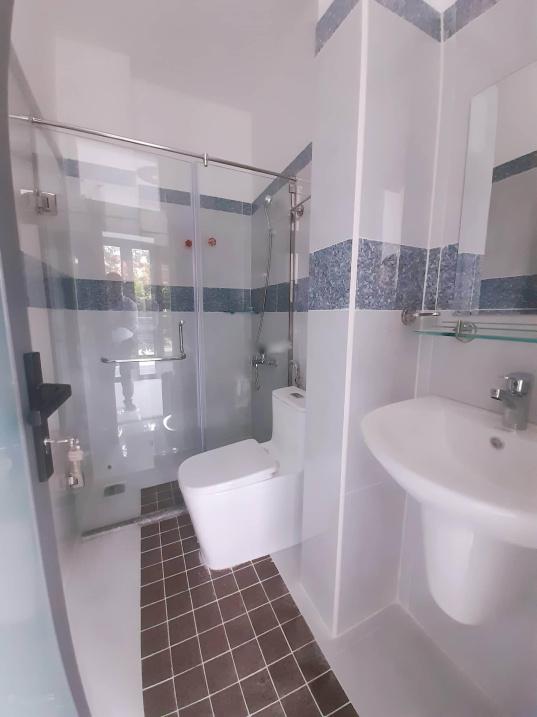 Cần bán gấp bán nhanh căn nhà 5 tầng, 56 m2, hướng Đông - Bắc tại Phường 5 - Phú Nhuận, giá 9,9 tỷ