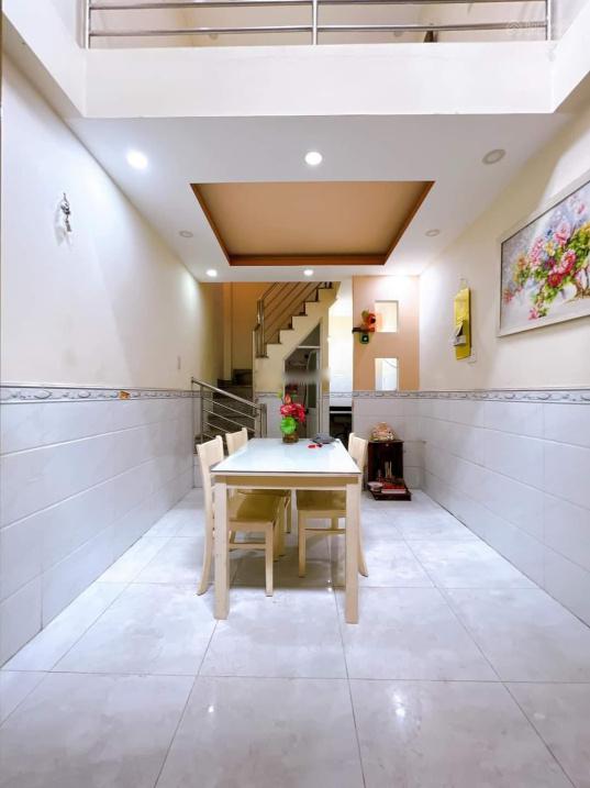 Cần bán ngay căn nhà 4 tầng, 20 m2 tại Đường Đoàn Văn Bơ - 10 - 4 - TP Hồ Chí Minh, giá 2,95 tỷ