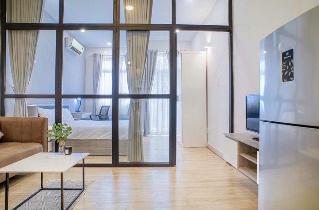 Cho thuê 1PN đầy đủ tiện nghi, rộng rãi Tân Bình
