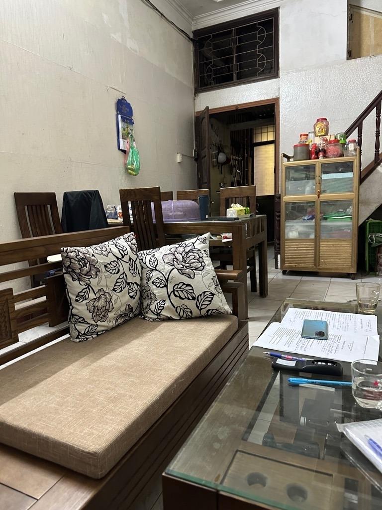 Cần bán nhà sổ riêng 64 m2 tại Đường Lý Nam Đế - Hoàn Kiếm - Hà Nội, giá 13,8 tỷ - Ảnh 1