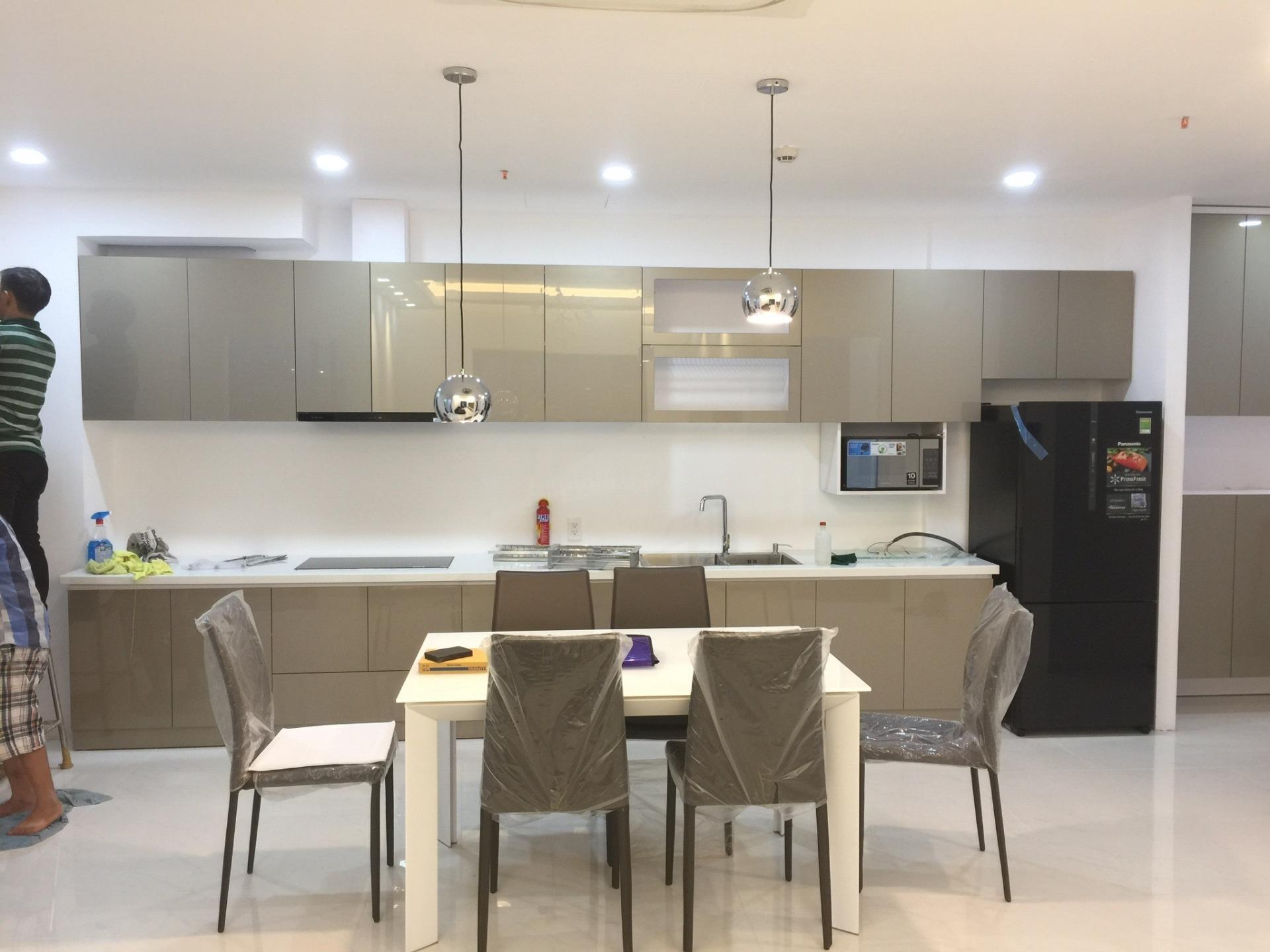 Chủ nhà bán căn hộ Phúc Thịnh Quận 5, 70m2, 2PN, 1WC, có bancon, SH . Giá bán : 2.75 tỷ còn TL. 