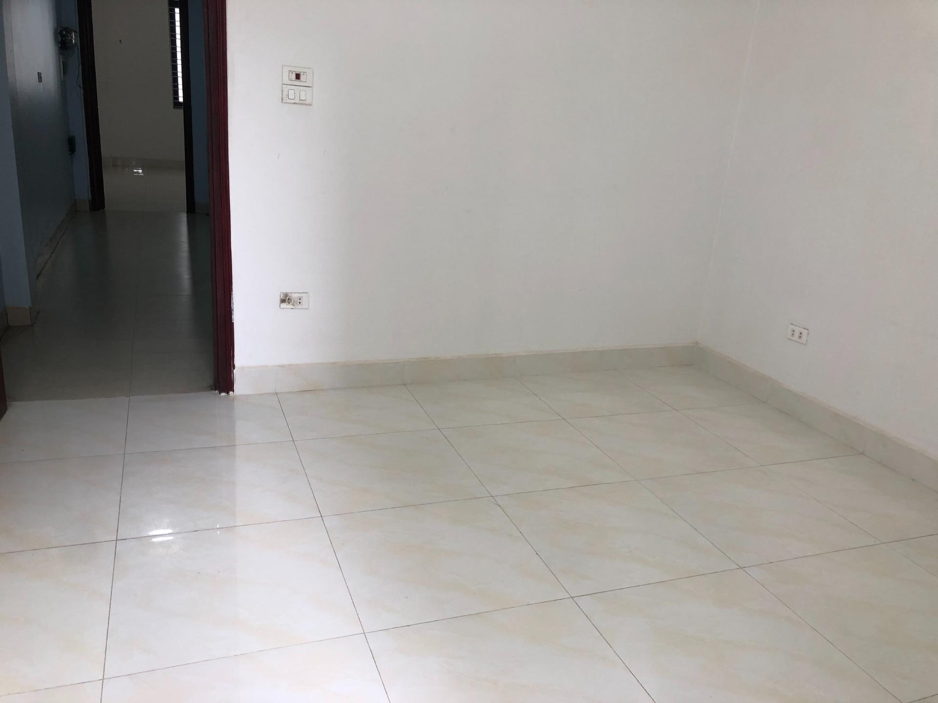 Cần cho thuê gấp nhà sổ riêng tại Đường Vũ Trọng Khánh - Mỗ Lao - Hà Đông, 50 m2, giá 15 tr/tháng