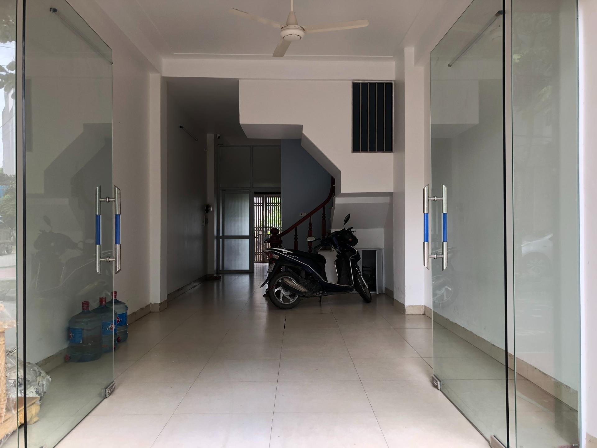 Cần cho thuê gấp nhà sổ riêng tại Đường Vũ Trọng Khánh - Mỗ Lao - Hà Đông, 50 m2, giá 15 tr/tháng - Ảnh 1