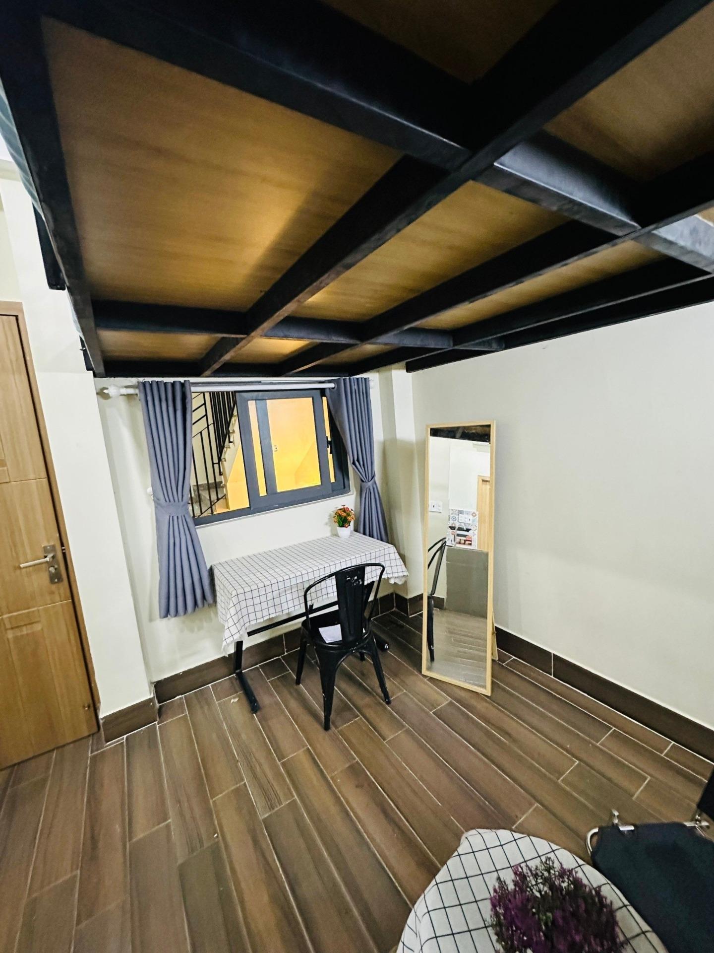 Cần cho thuê gấp nhà chung cư 30 m2 tại Đường Ung Văn Khiêm - Bình Thạnh, giá 5,2 tr/tháng