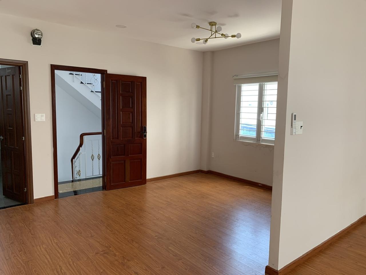 Cần cho thuê nhà shr tại Phường Phú Thuận - 7 - TP Hồ Chí Minh, 70 m2, giá 6 tr/tháng