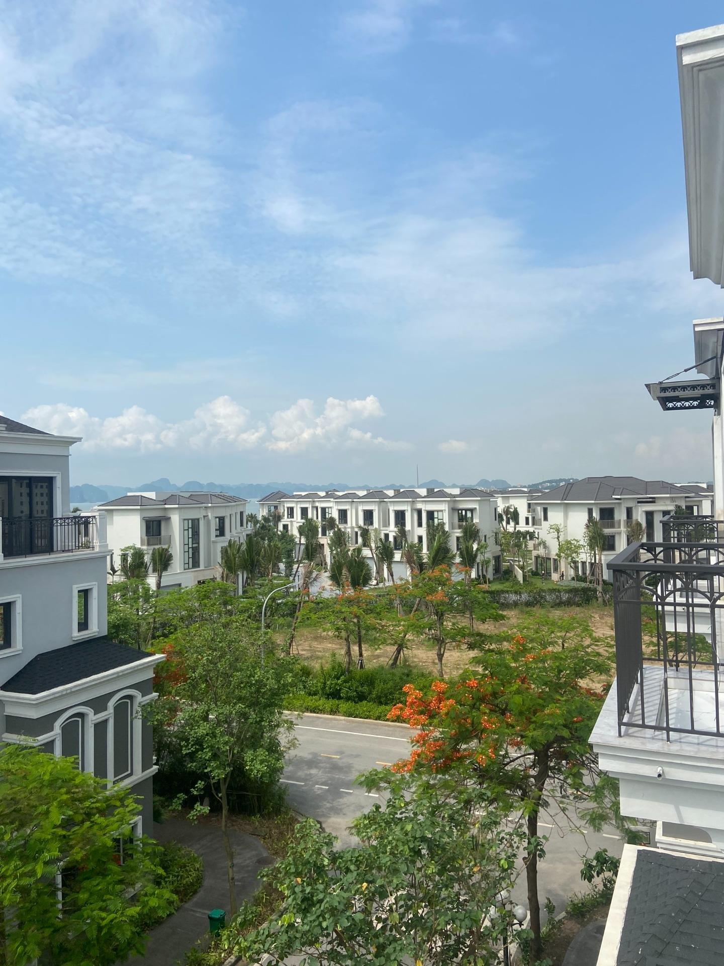 Bán nhà biệt thự 105 m2, thỏa thuận tại Đường Hoàng Quốc Việt - Bãi Cháy - Hạ Long - Quảng Ninh