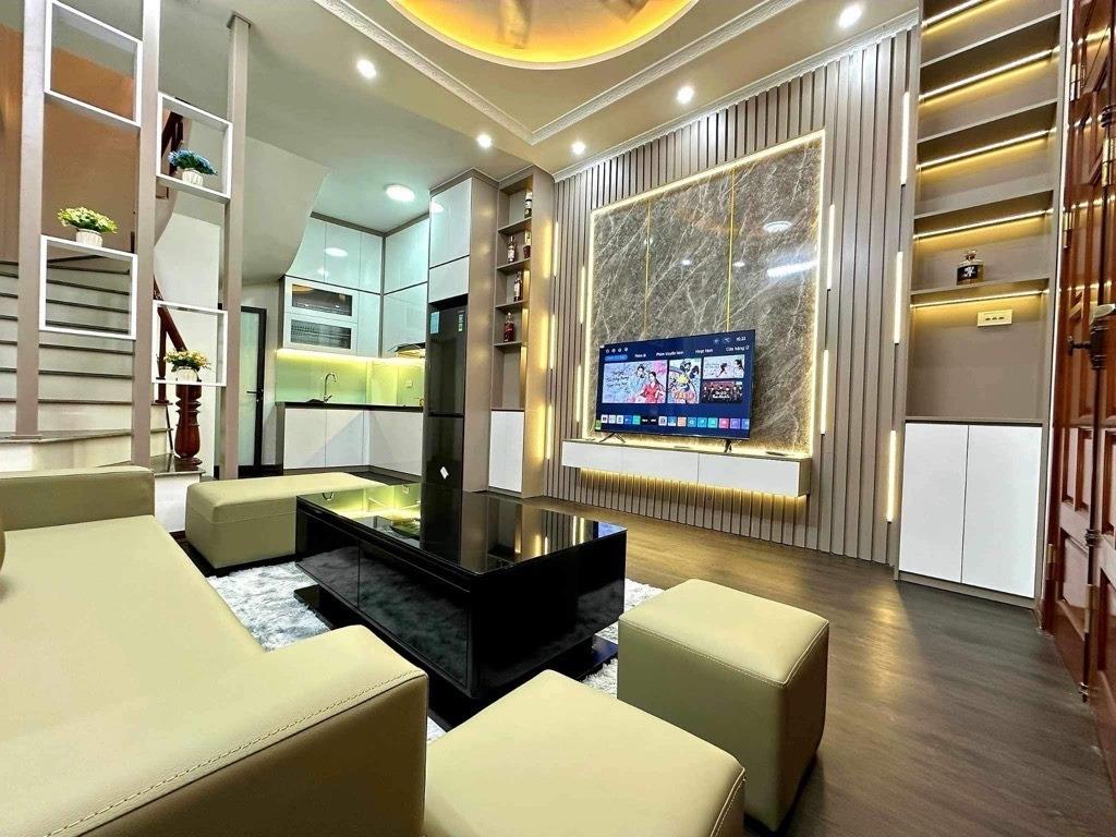 Cần bán gấp nhà sổ riêng 30 m2 tại Phố Đại La - Hai Bà Trưng - Hà Nội, giá 5,19 tỷ - Ảnh 1