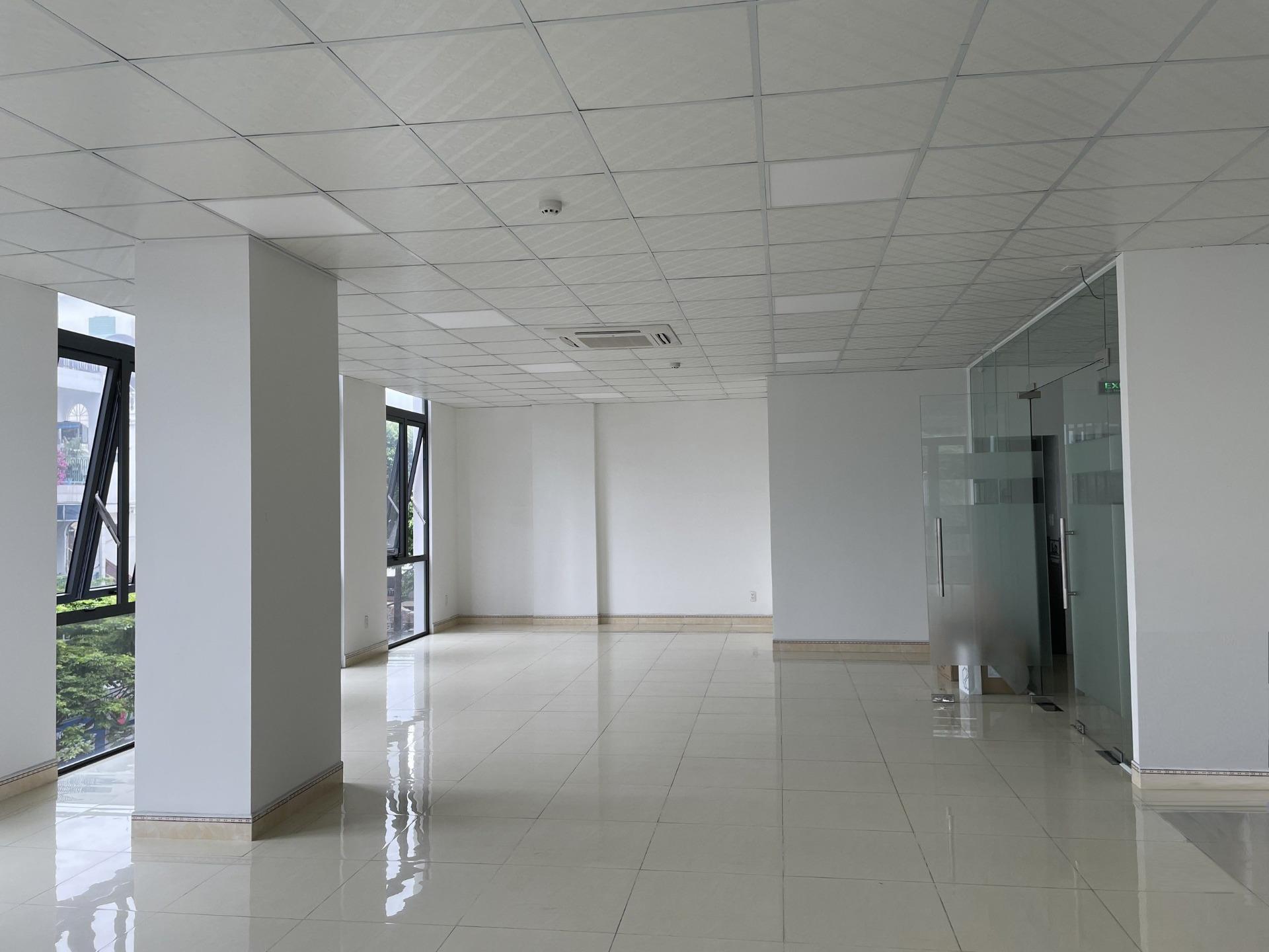 Hot! VP cho thuê sàn đẹp, CSVC đầy đủ,  khu vực sầm uất Q. Hải Châu- Mizuland