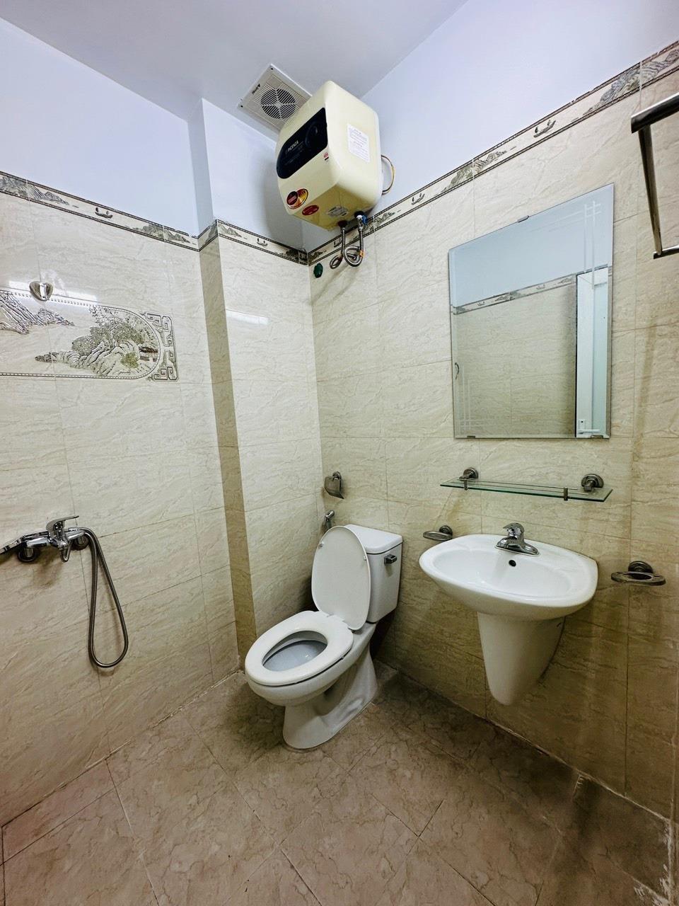 Cần bán gấp bán nhanh nhà sổ riêng 30 m2 tại Đường Xuân La - Xuân La - Tây Hồ - Hà Nội, giá 5 tỷ