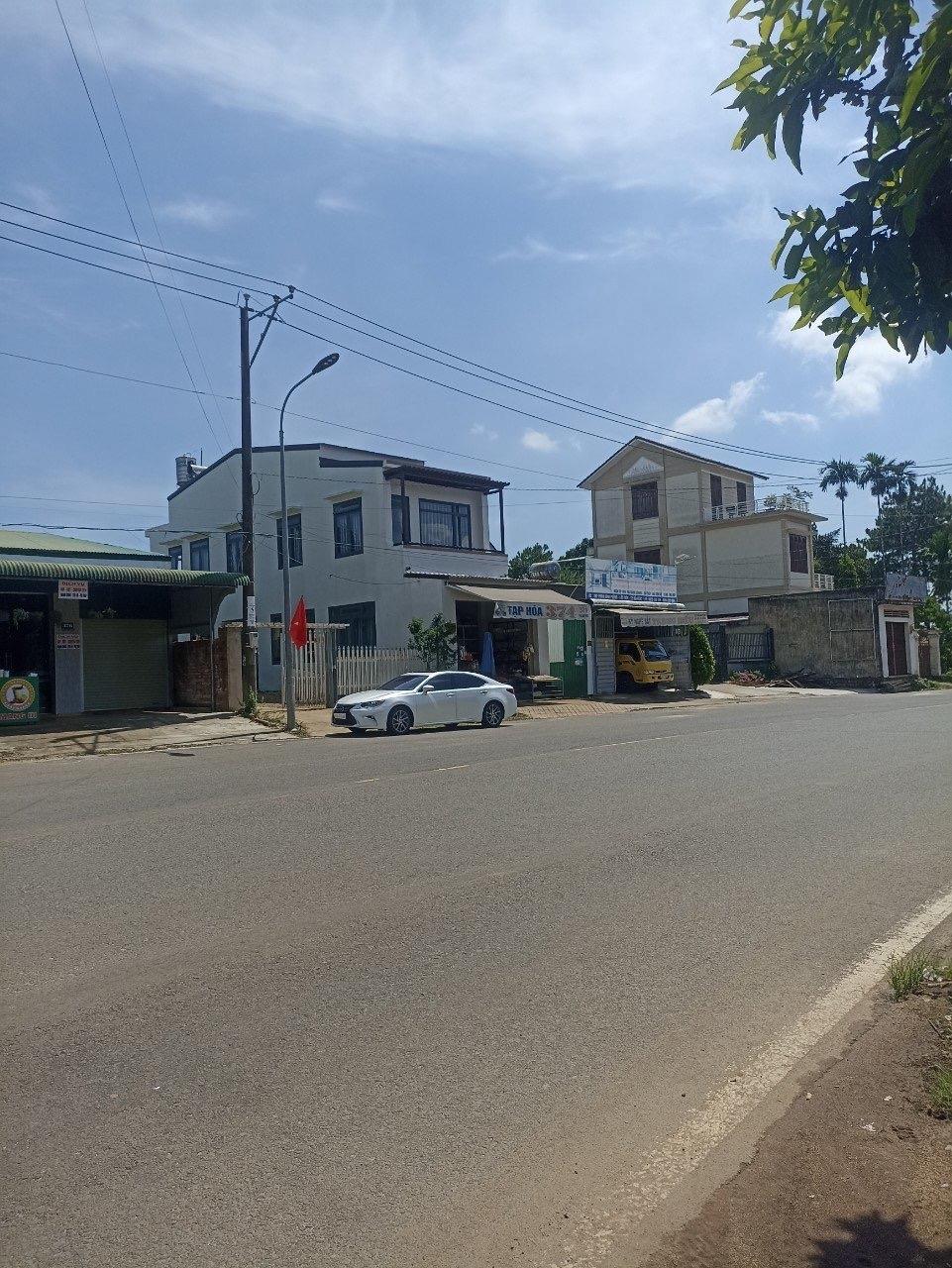 Cần bán gấp bán nhanh nhà mặt phố 1080 m2, hướng Đông-Nam tại Phường Lộc Tiến - Bảo Lộc, giá 11 tỷ