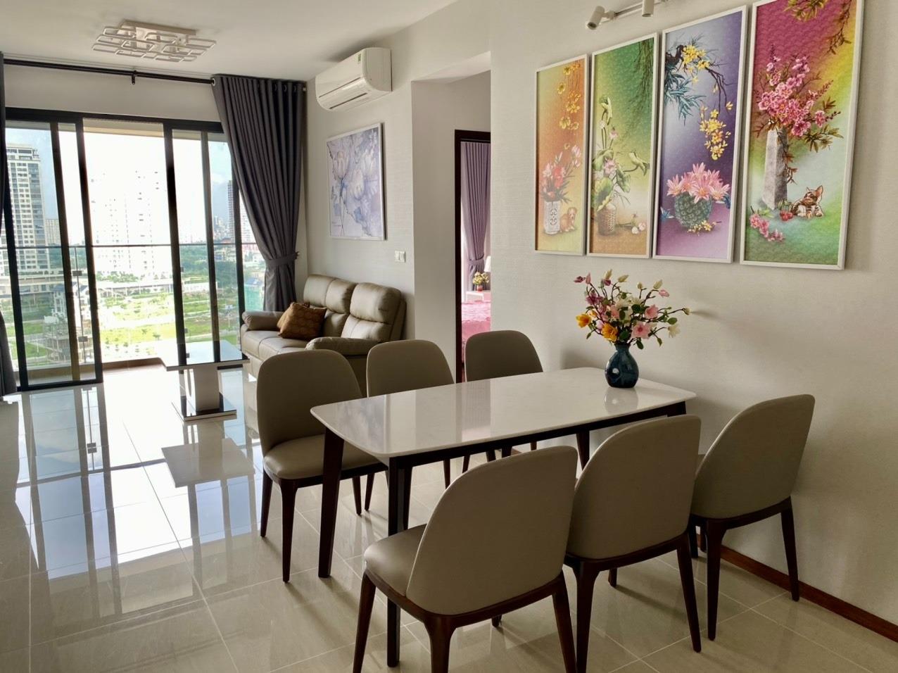 Cần bán ngay căn chung cư 107 m2, giá 8.25 tỷ tại Đường Bát Nàn - 2 - TP Hồ Chí Minh