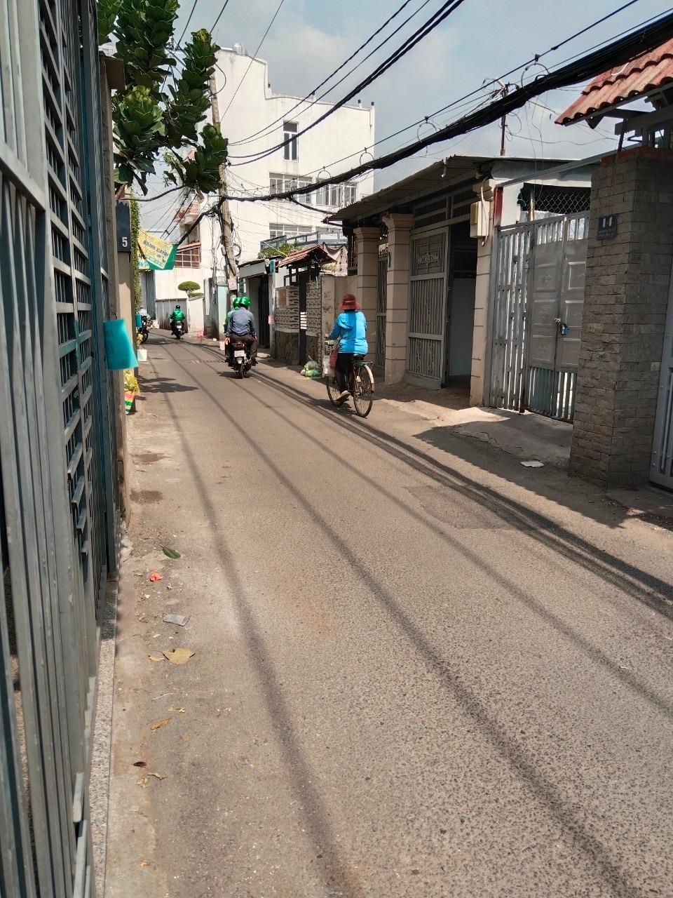 Bán gấp căn nhà riêng 76 m2 tại Phường Long Thạnh Mỹ - Thủ Đức - TP Hồ Chí Minh, giá 5.2 tỷ