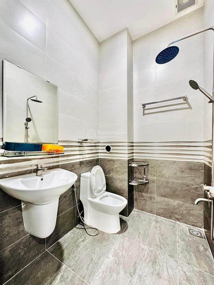 Cần bán căn nhà đẹp 36 m2 tại Đường 19/5 - Bình Hưng Hòa A - Bình Tân, giá 2.45 tỷ