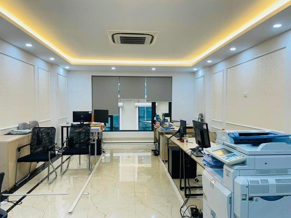 Cần bán nhanh căn liền kề 105 m2, giá rẻ tại Thị trấn Cầu Diễn - Nam Từ Liêm - Hà Nội