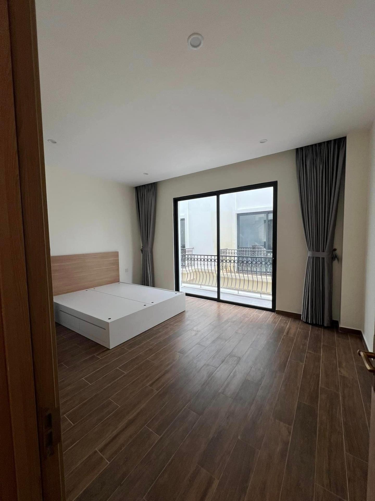 Cho thuê căn liền kề 75 m2 tại Xã Long Hưng - Văn Giang - Hưng Yên, giá 8.4 tr/tháng