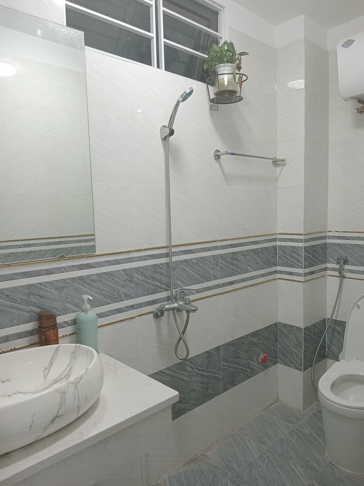 Sở hữu nhà riêng sổ đỏ 43 m2 tại Đường Bằng Liệt - Hoàng Liệt - Hoàng Mai - Hà Nội, giá 5.1 tỷ