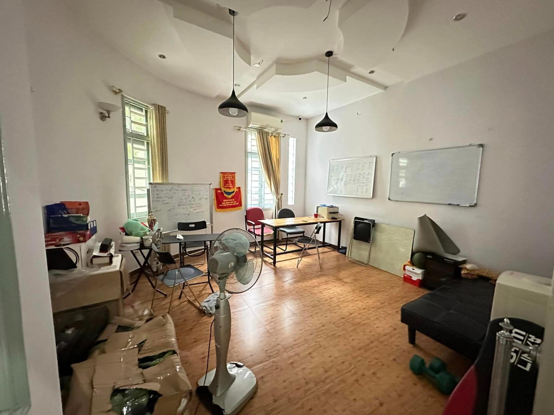 Bán nhanh nhà shr 78 m2 tại Đường Giang Văn Minh - Kim Mã - Ba Đình - Hà Nội, giá 15 tỷ